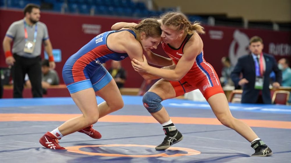 Девочки и греко-римская борьба: можно ли, польза и важные советы родителям