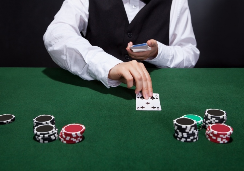 страховка для игры в спортивный покер 